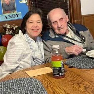 Home Instead San Mateo Caregivere with a Senior