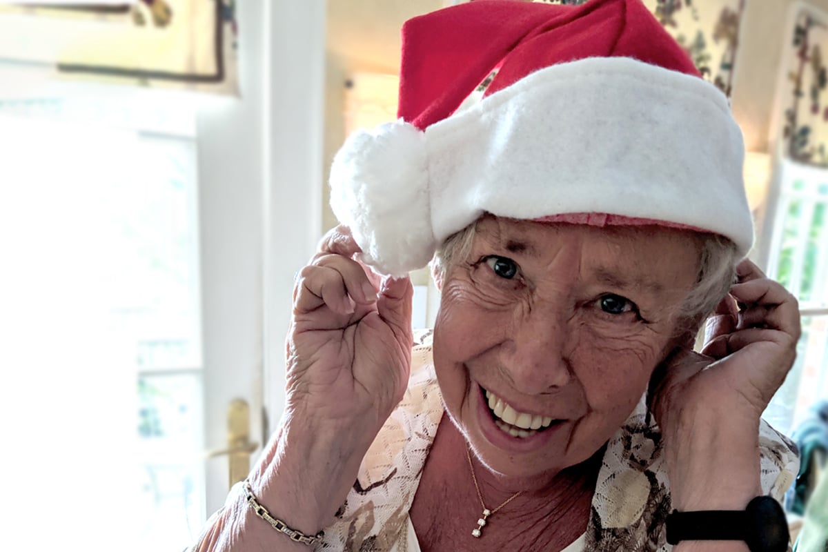 Giving Experiences Instead of Gifts to Seniors This Christmas